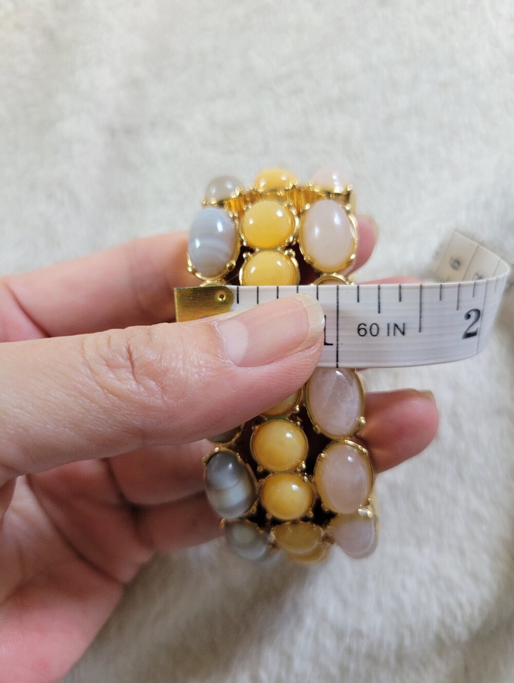 Ann Taylor | NWOT Pretty Gold Tone Multi-Row Cabochan VTG Stretch Bracelet - Picture 7 of 10